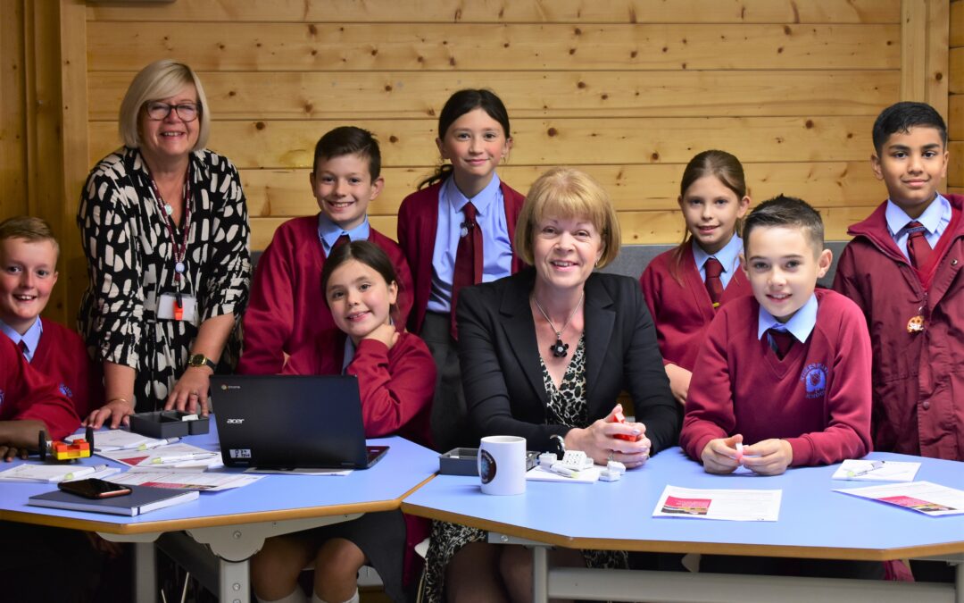 Ryders Hayes School wins Bursary to promote Science, Maths and Technology!