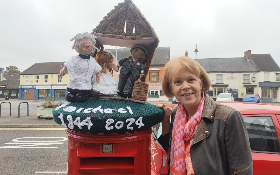 Another Fab Post Box Topper in Pelsall